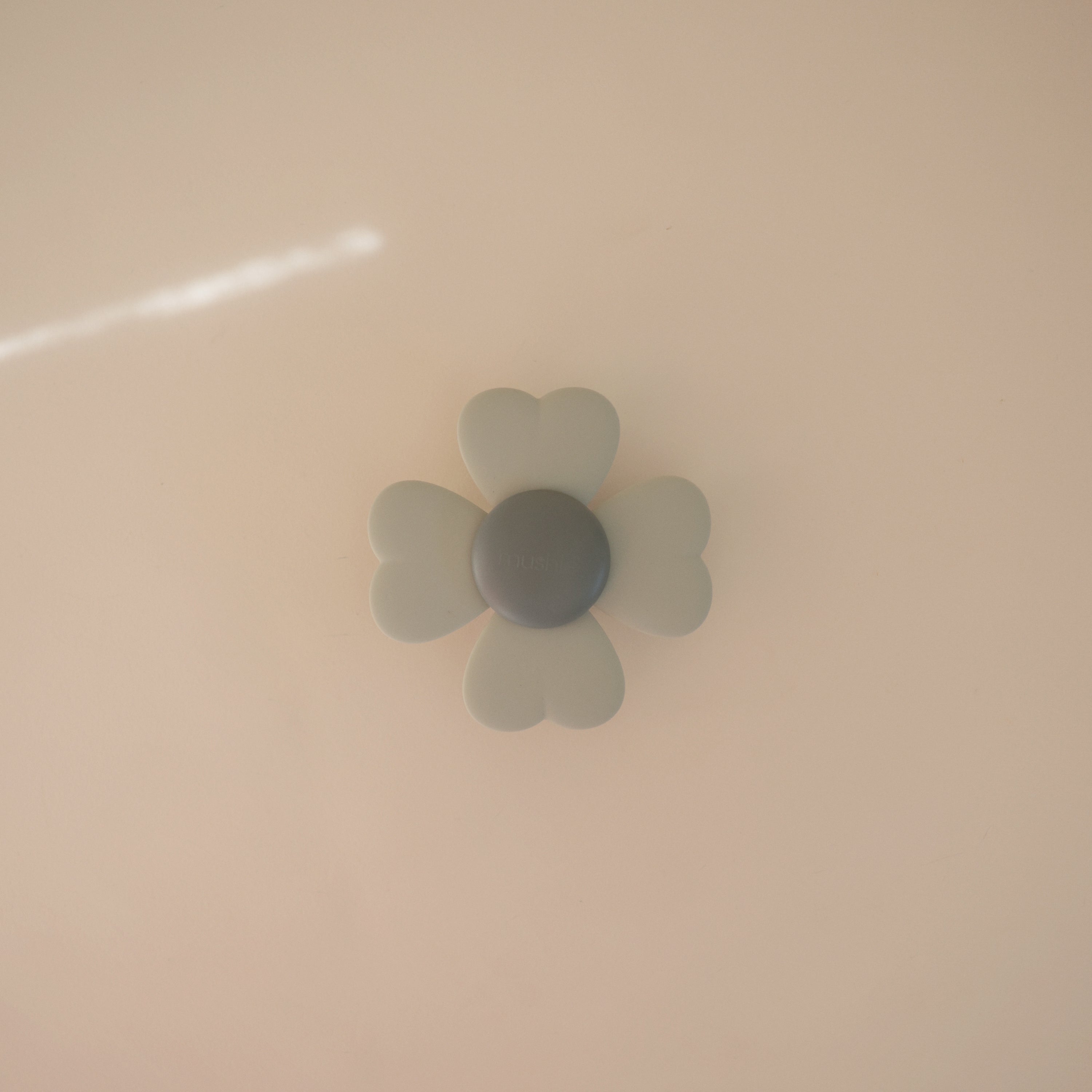 Suction Spinner Toy