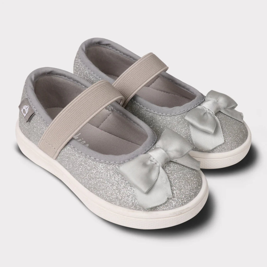 Quinn Girls Crib Slip-On Shoe