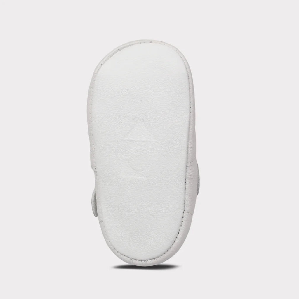 Darcy Girls Crib Hook & Loop Shoe