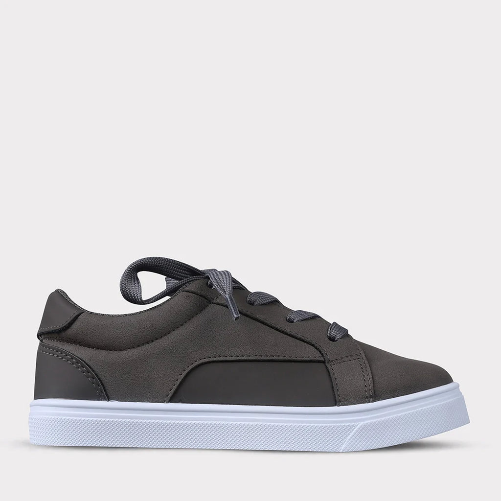 Leo Youth Lace-Up Sneaker