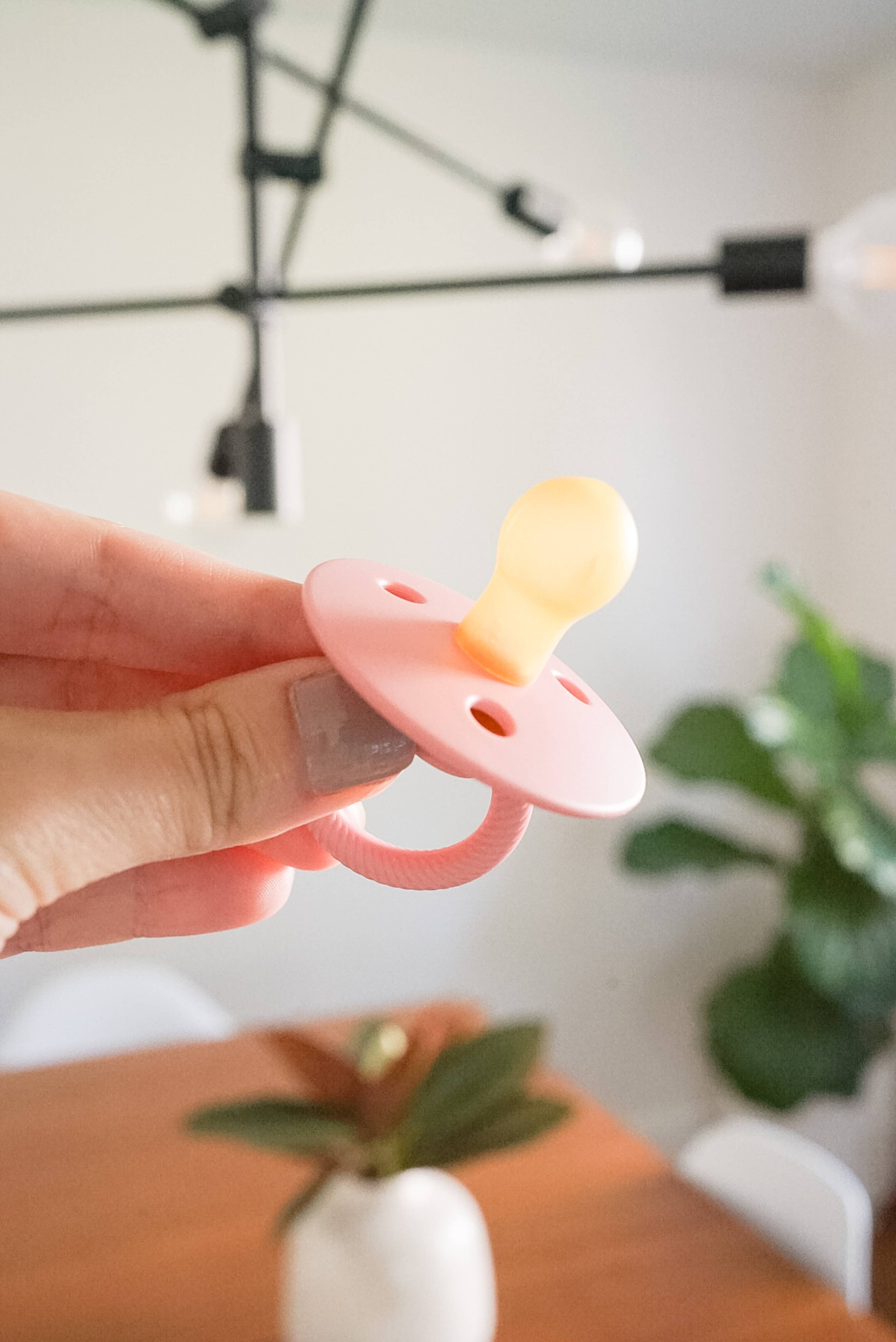 *NEW SIZE* Itzy Soother™ Natural Rubber Paci Sets