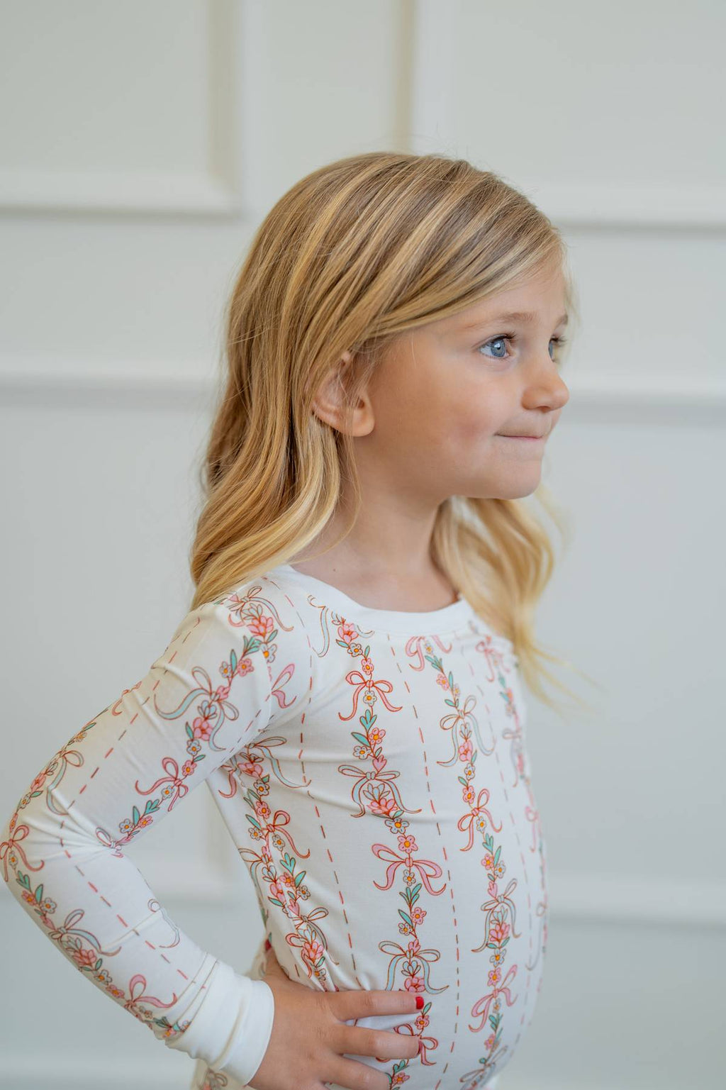 Spring Floral Garland | Two Piece Pajama Set