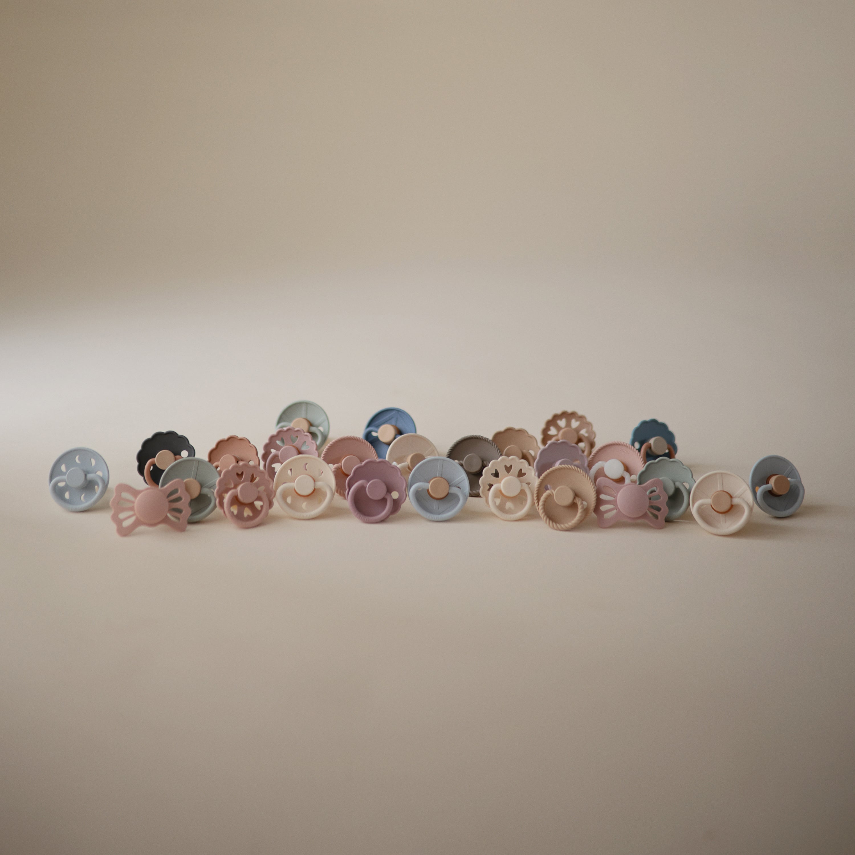 FRIGG Natural Rubber Pacifier 6-Pack