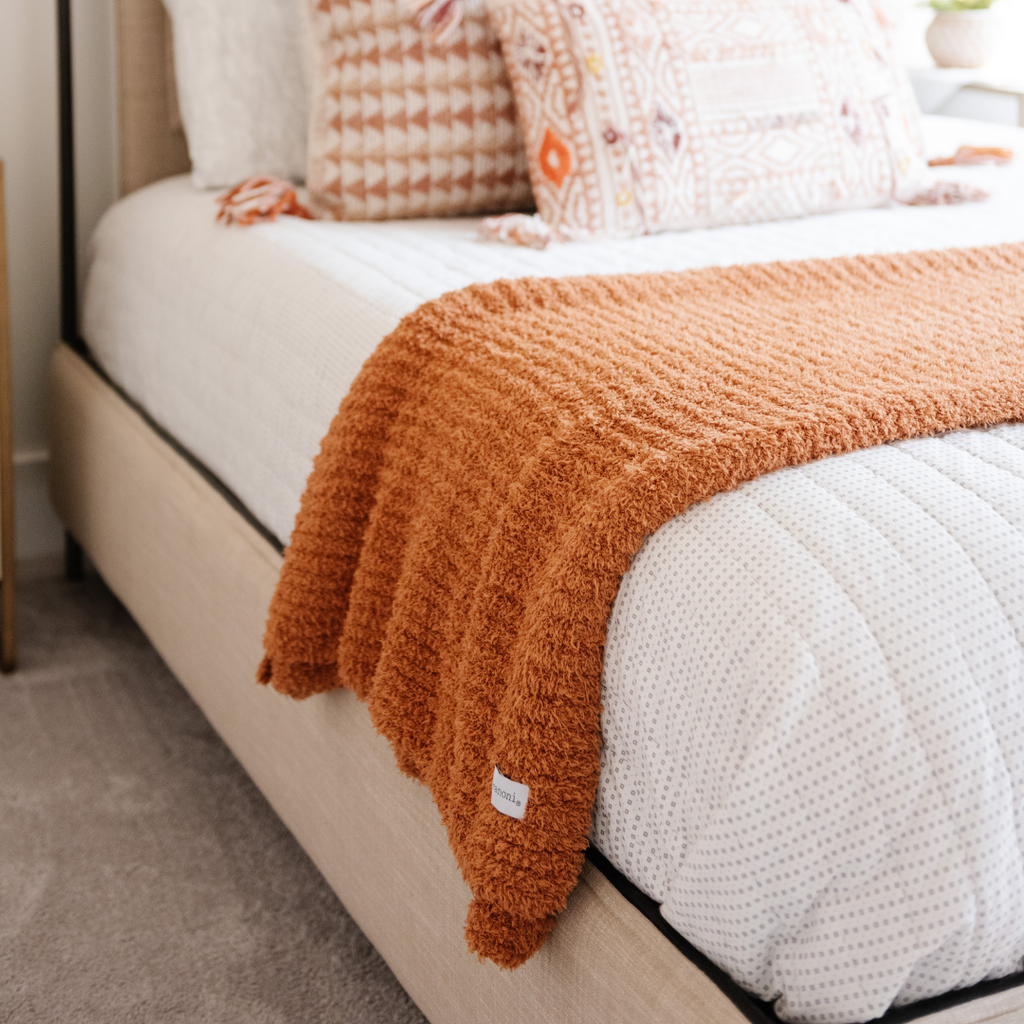 RIBBED BAMBONI® THROW BLANKETS