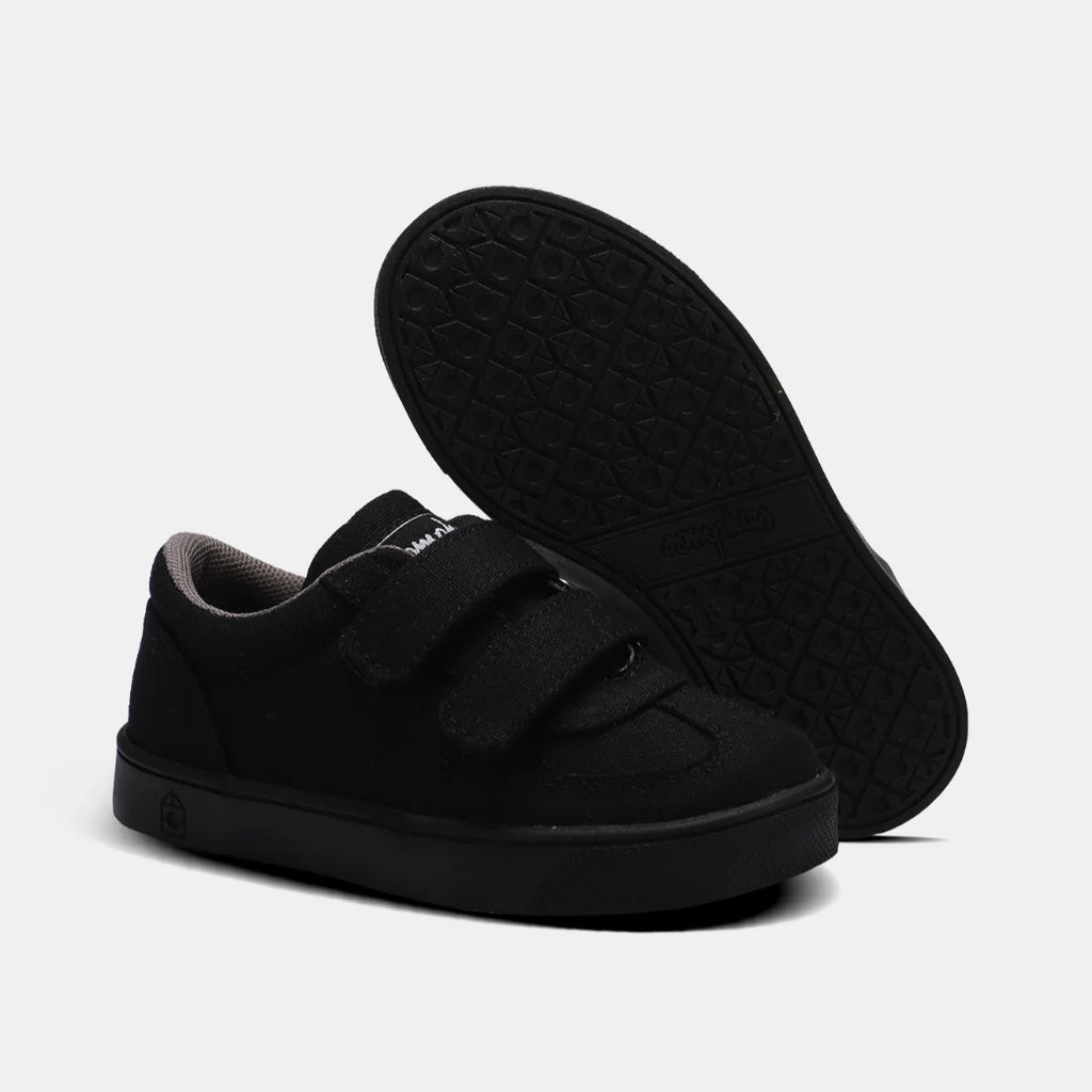 Mitchell Boys Hook & Loop Shoe