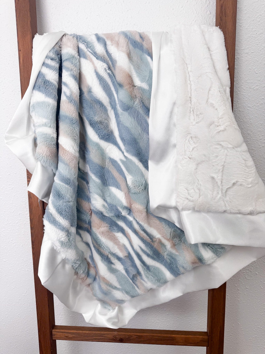Riptide | Luxe Cuddle Blanket