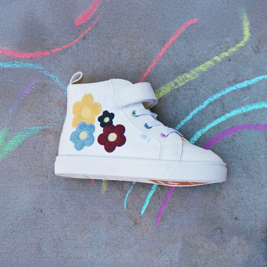 Kami Girls Hook & Loop Sneaker