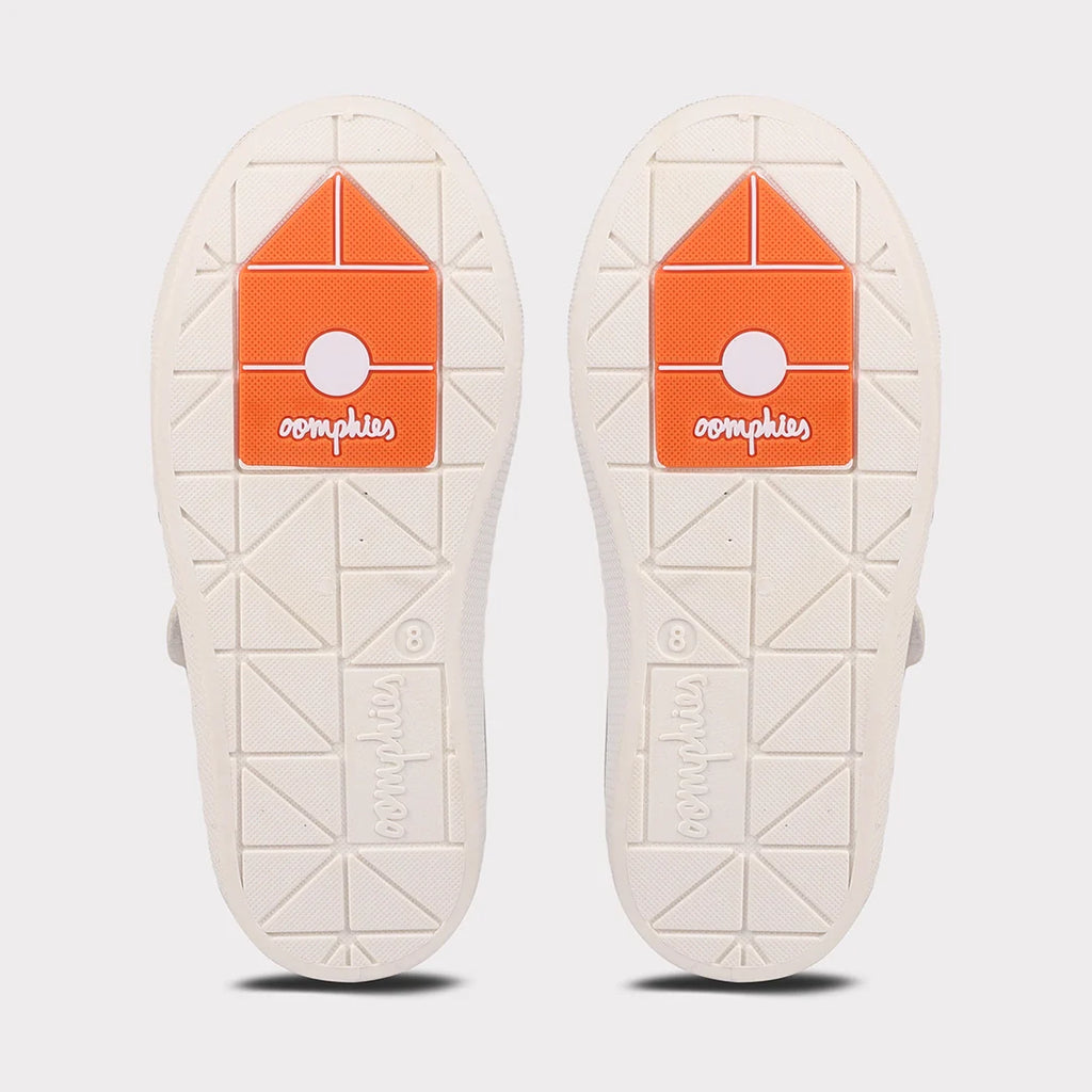 Kami Girls Hook & Loop Sneaker