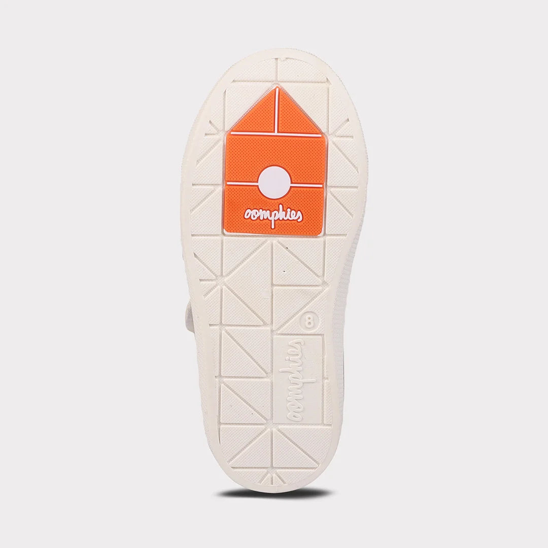 Kami Girls Hook & Loop Sneaker