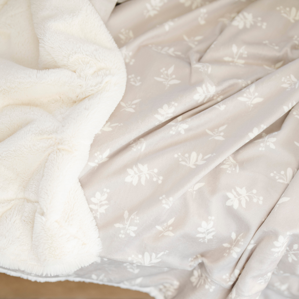 MINKY/LUSH THROW BLANKETS