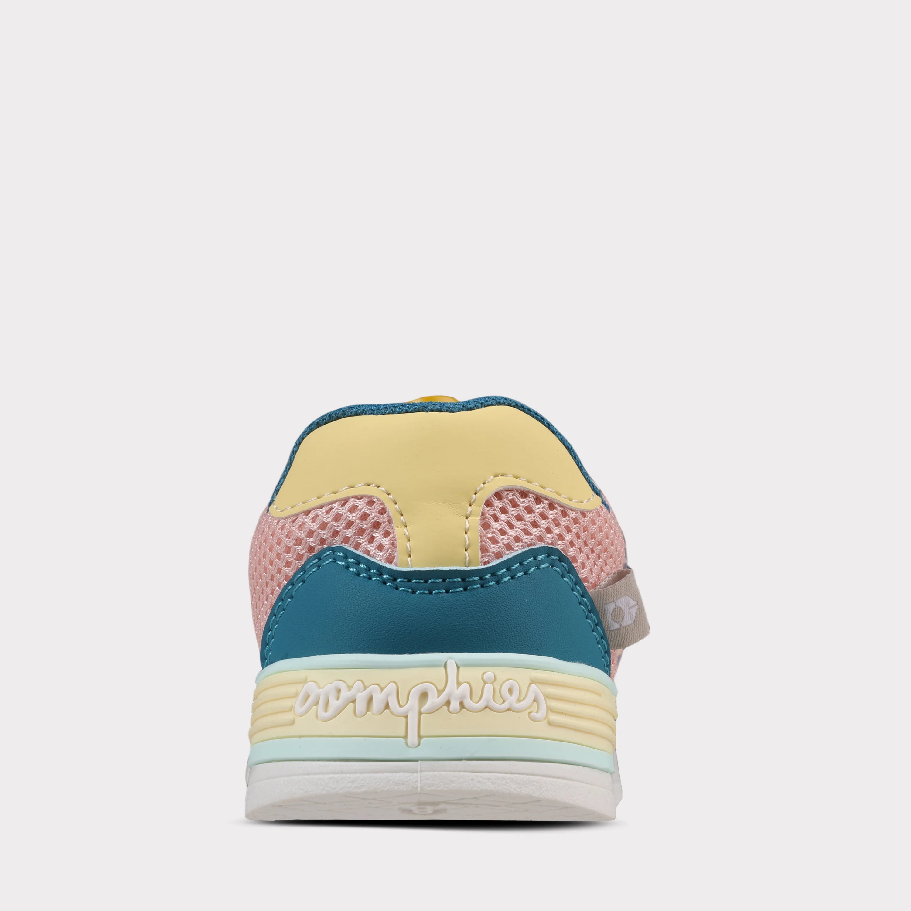 Wilma Girls Slip-On Sneaker