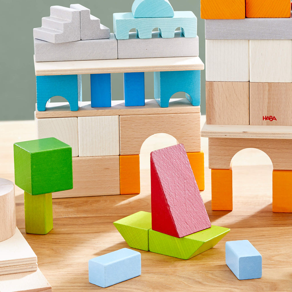 Colored Wooden Building Blocks - 85 Piece Set